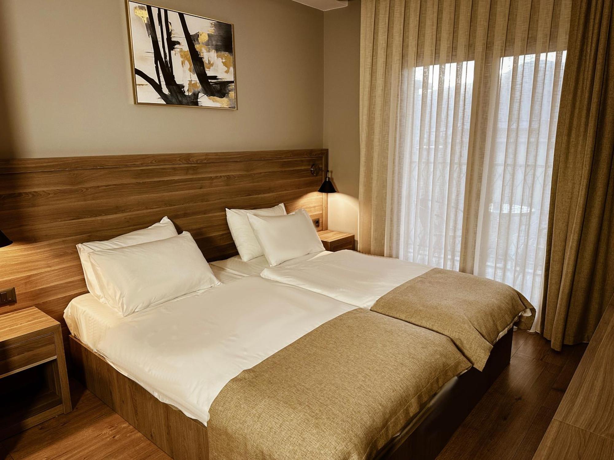 Viola Hotel Budva Exterior photo